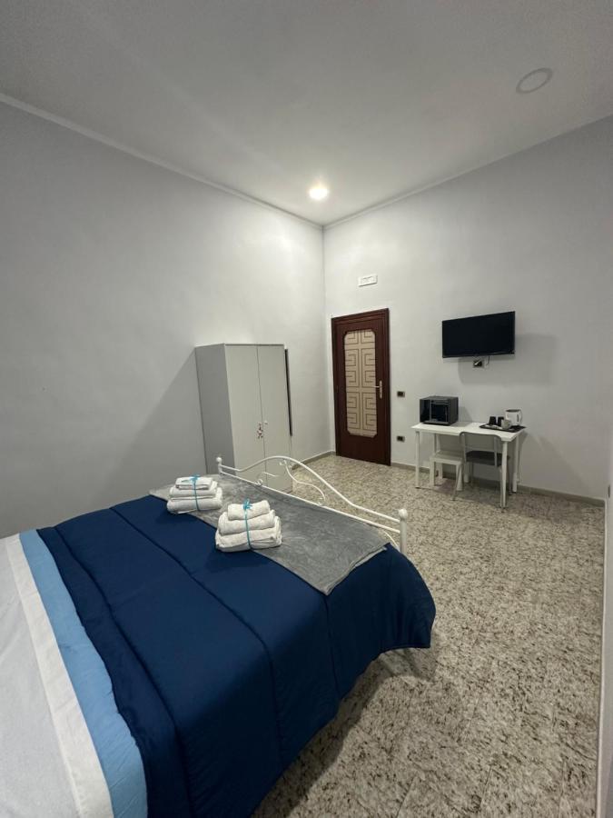 Trecuori Bed & Breakfast Napoli Bagian luar foto
